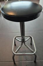 Vintage kruk, Huis en Inrichting, Barkrukken, Ophalen, Gebruikt, 60 tot 90 cm, 1 kruk