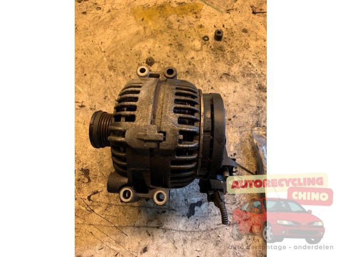 Dynamo van een BMW 1-Serie, Auto-onderdelen, Motor en Toebehoren, BMW, Gebruikt, 3 maanden garantie, Ophalen of Verzenden