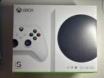 Xbox séries S + Pro kit bionik, Consoles de jeu & Jeux vidéo, Consoles de jeu | Xbox Series X & S, Comme neuf, Xbox Series S