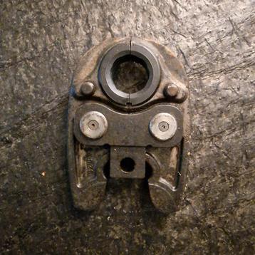 Henco persbek 40 beschikbaar voor biedingen
