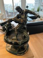 Voetbal statuur, Ophalen, Zo goed als nieuw