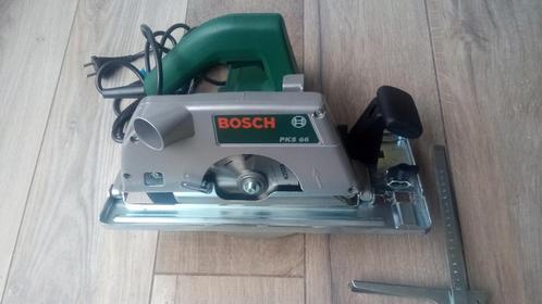 Cirkelzaag BOSCH PKS 66 - op snoer - 1200W, Doe-het-zelf en Bouw, Gereedschap | Zaagmachines, Zo goed als nieuw, Cirkelzaag, 1200 watt of meer