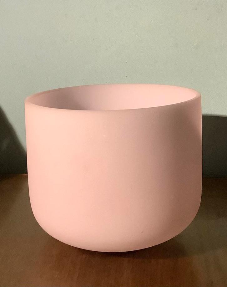 Kristallen klankschaal rozenkwarts C-toon 20cm, Muziek en Instrumenten, Overige Muziek en Instrumenten, Zo goed als nieuw, Ophalen