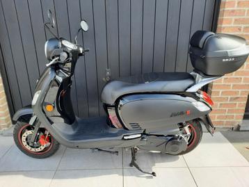 Scooter Sym Fiddle3 125cc  beschikbaar voor biedingen