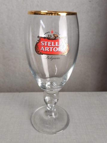 Stella Artois glazen op voet 25cl 17cm Nieuw