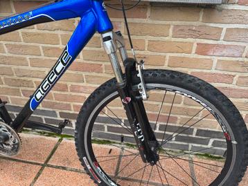 Sportfiets ( heren of jongens ) 95€  beschikbaar voor biedingen