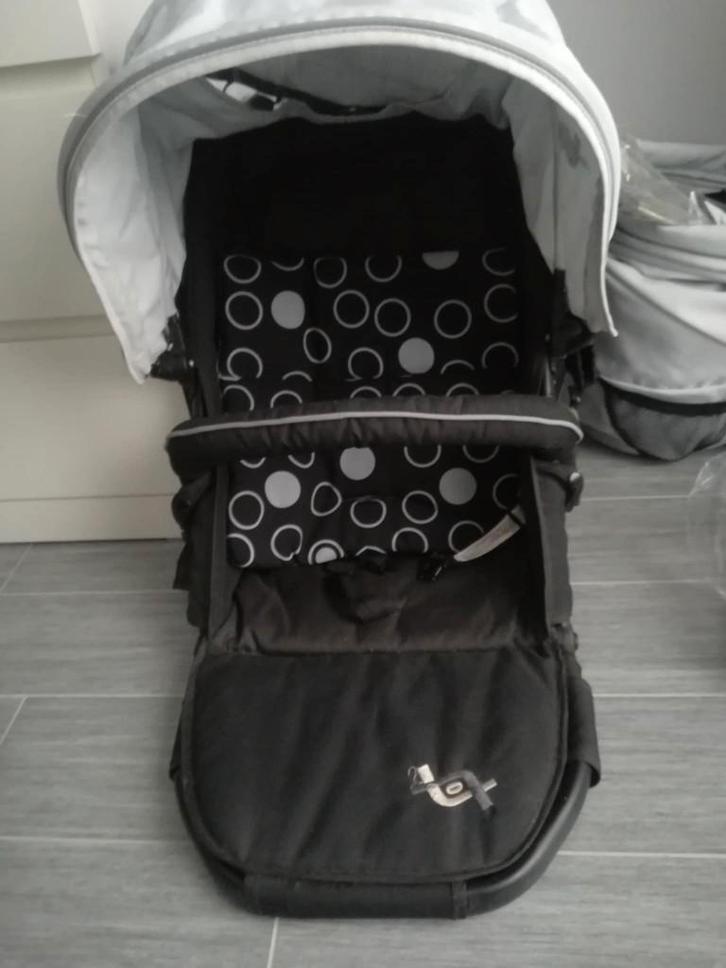 Pousette trio LOOPING OAKLAND, Enfants & Bébés, Poussettes & Combinaisons, Utilisé, Poussette combi, Autres marques, Avec siège auto