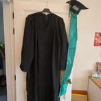Afstudeer-toga met hoedje, Kinderen en Baby's, Ophalen, Zo goed als nieuw, Jongen of Meisje