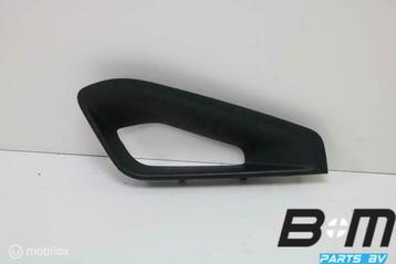 Afdekking middenconsole rechts VW Golf 5 beschikbaar voor biedingen