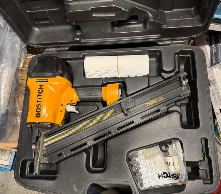 Bostich F28WW-E constructie nagelpistool, Doe-het-zelf en Bouw, Gereedschap | Overige machines, Zo goed als nieuw, Ophalen