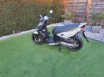 Moto 125cc kymco, Motos, Scooter, Particulier, 1 cylindre, 125 cm³