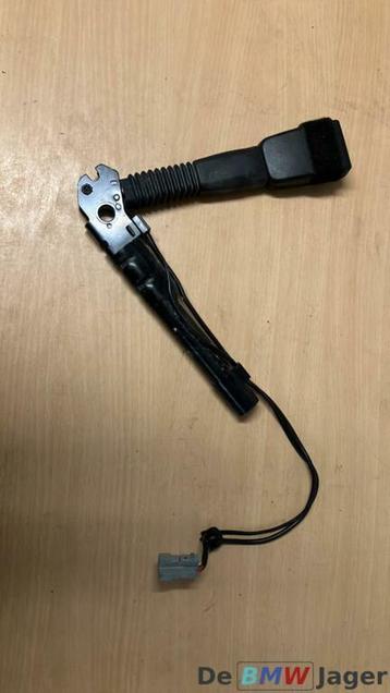 Gordelspanner links voor BMW E81 E82 E87 E90 E91 E92 9119541 beschikbaar voor biedingen