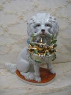 ANTIEKE PORSELEINEN HOND  1, Antiek en Kunst, Ophalen of Verzenden