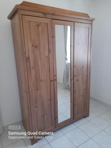 houten materiaal  beschikbaar voor biedingen