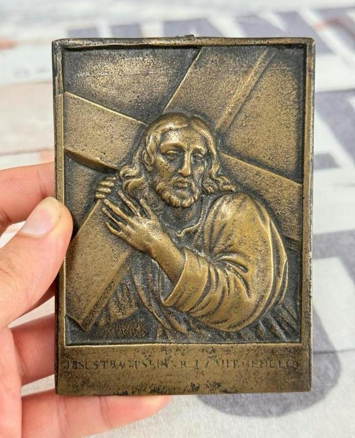After Leonhard Posch 1800 Plaquette Christus met kruis Brons, Antiek en Kunst, Antiek | Religieuze voorwerpen, Ophalen of Verzenden