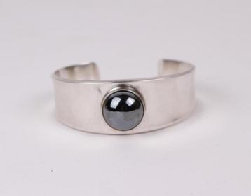 Georg Jensen Sterling Silver Paul Hansen Bangle... Bracelet beschikbaar voor biedingen
