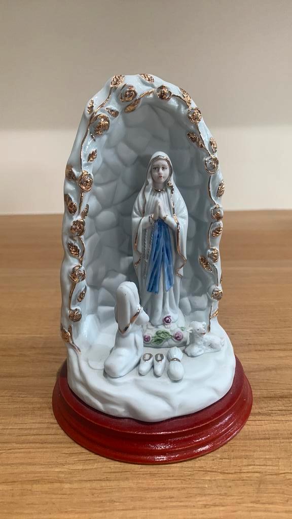 Mariabeeld Lourdes met Bernadette – porselein op houten voet, Collections, Religion, Comme neuf, Enlèvement