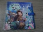 (*) Livre de coloriage Fantasy Friends (Despesche) + crayons, Verzenden, Zo goed als nieuw, Papier, Schets- of Tekenboek