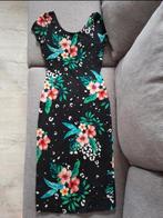 Zwart jurkje met primark bloemen maat 36, Kleding | Dames, Jurken, Primark, Zwart, Ophalen of Verzenden, Zo goed als nieuw