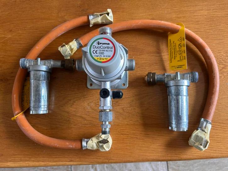 Truma duo Gasdrukregelaar voor 2 flessen, Caravans en Kamperen, Caravanaccessoires, Zo goed als nieuw, Ophalen of Verzenden