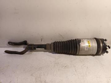 JAMBE DE FORCE AVANT GAUCHE Jeep Grand Cherokee (WK / WK2), Utilisé, Jeep