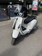 Vespa sprint, Ophalen of Verzenden, Zo goed als nieuw