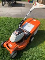 Stihl grasmachine (zelftrekker, batterijen, opvangbak), Tuin en Terras, Grasmaaiers, Ophalen, Cirkelmaaier, Stihl, Accu-grasmaaier
