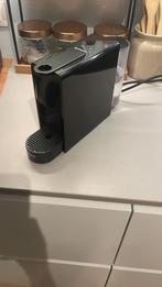 Nespresso Essenza Mini Krups (noir) — Comme neuf !, Electroménager, Enlèvement ou Envoi, Comme neuf, Réservoir d'eau amovible