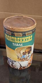 Volle verpakking VOORTREKKERS Tabak Niemeyer Groningen., Enlèvement ou Envoi, Utilisé, Boite à tabac ou Emballage