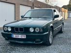 BMW 525 i. Oldtimer, Autos, Boîte manuelle, Berline, Particulier, Essence