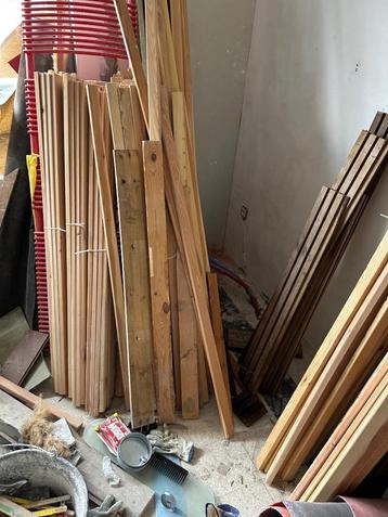 Decoratie latten voor buiten beschikbaar voor biedingen