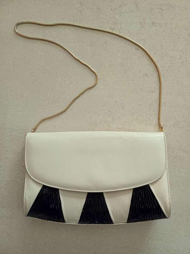 Pochette cuir beige, Handtassen en Accessoires, Tassen | Damestassen, Zo goed als nieuw, Beige, Ophalen of Verzenden