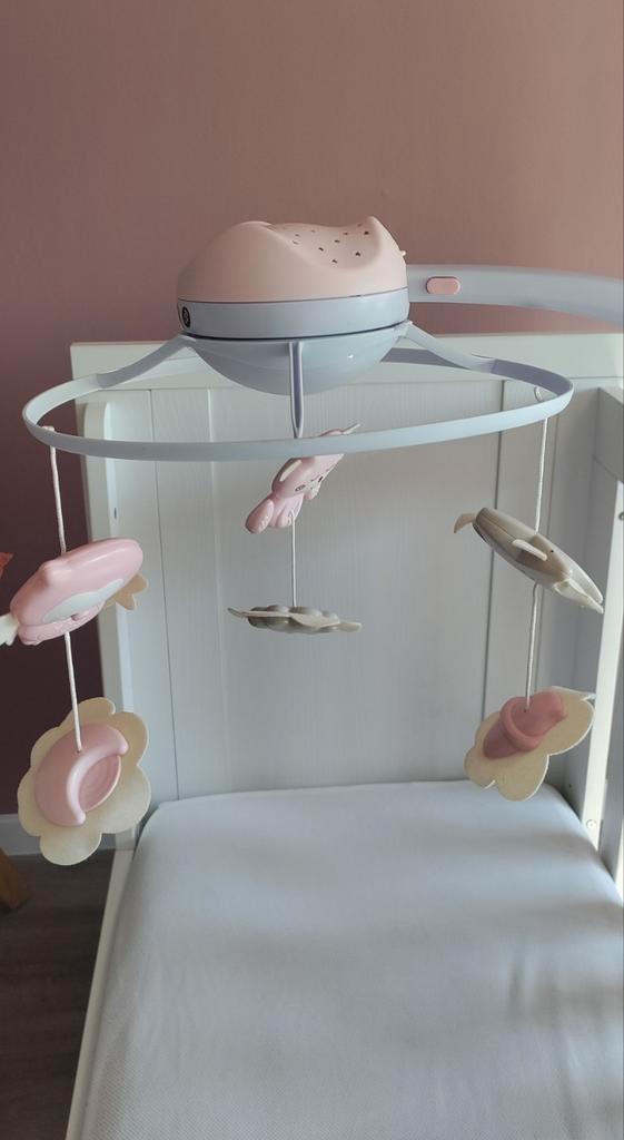 Infantino Muziekmobiel 3 in 1 roos/lichtgrijs, Kinderen en Baby's, Kinderspulletjes, Zo goed als nieuw, Ophalen