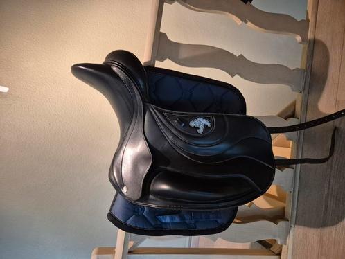 Faifax dressuurzadels, Dieren en Toebehoren, Paarden en Pony's | Zadels, Zo goed als nieuw, Ophalen
