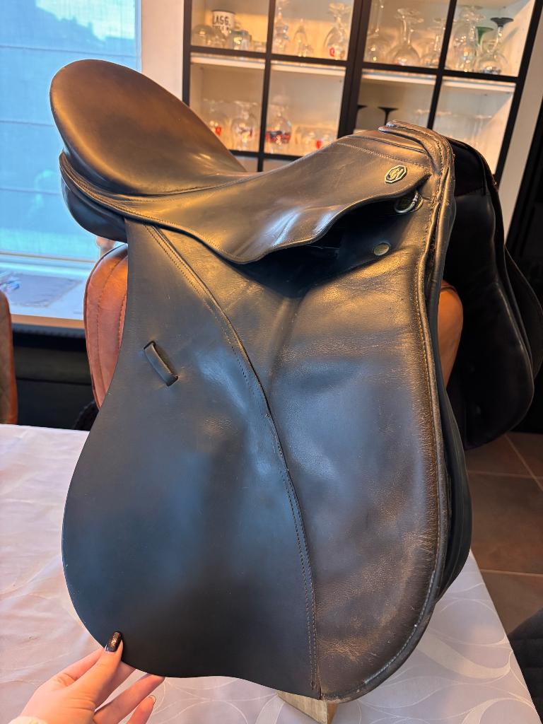 Zadel Kieffer, Animaux & Accessoires, Chevaux & Poneys | Selles, Utilisé, Dressage, Enlèvement