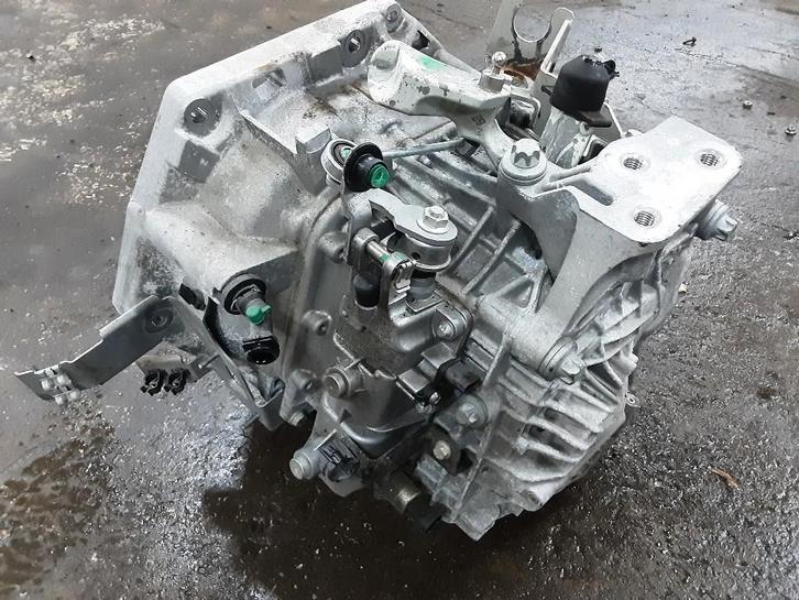 VERSNELLINGSBAK Jeep Renegade (BU) (01-2014/09-2018), Auto-onderdelen, Transmissie en Toebehoren, Jeep, Gebruikt