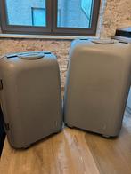 Set van 2 reiskoffers, Ophalen, Zo goed als nieuw, Hard kunststof, Wieltjes