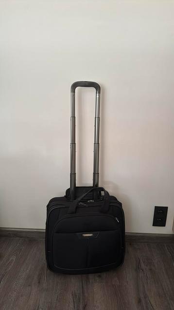 🎒 Samsonite laptoptas op wieltjes - super praktisch! 🧳✨ beschikbaar voor biedingen