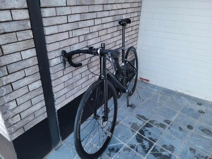 Bmc roadmachine 02 one di2 ultegra, Vélos & Vélomoteurs, Vélos | Vélos de course, Enlèvement