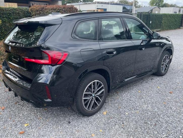 BMW X1 sDrive18i M Sport Shadowline Aut Led NaviAllu18, 2023, Auto's, BMW, Bedrijf, Te koop, X1, 360° camera, ABS, Achteruitrijcamera
