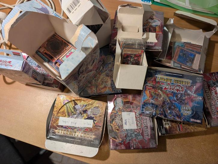 Gros Lot de cartes yu gi oh, tout doit partir, Hobby en Vrije tijd, Verzamelkaartspellen | Yu-gi-Oh!, Zo goed als nieuw, Ophalen
