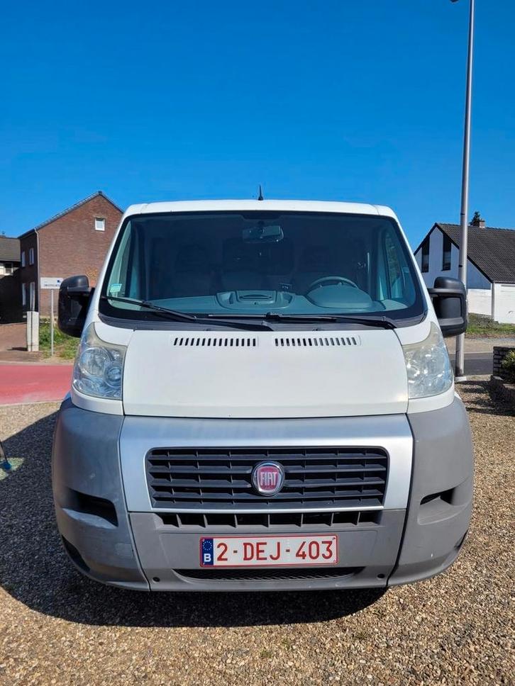 Fiat Ducato 2.2 leder airco trekhaak camera, Auto's, Bestelwagens en Lichte vracht, Bedrijf, Achteruitrijcamera, Airbags, Airconditioning