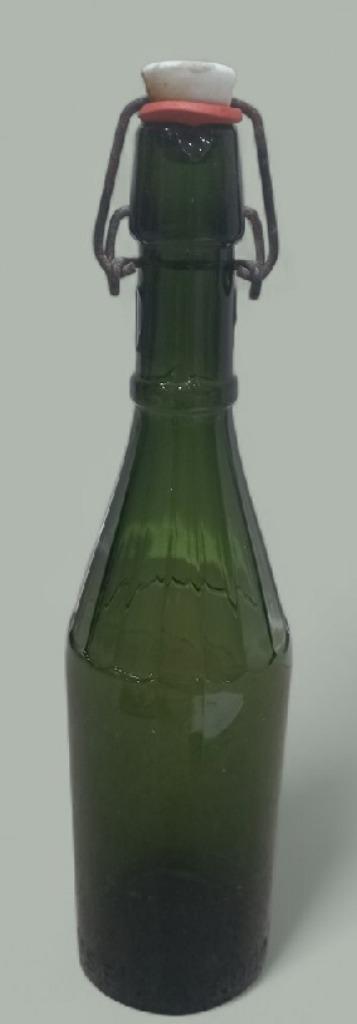 oude bierfles Boortmeerbeek "Ecluse". beschikbaar voor biedingen