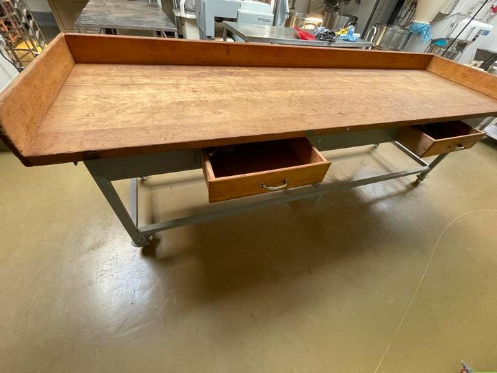 Tafel en rek van roestvrij staal/hout/mar (chocolademaker), Zakelijke goederen, Horeca | Keukenapparatuur, Bakkerij en Slagerij