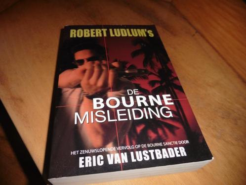 boek De Bourne misleiding - Eric Van Lustbader, Livres, Livres Autre, Enlèvement ou Envoi