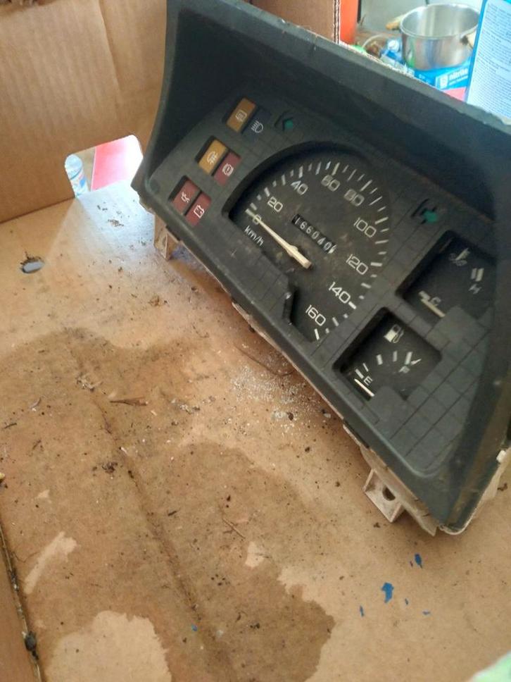 Horloge compteur de vitesse Nissan Micra K10, Autos : Pièces & Accessoires, Tableau de bord & Interrupteurs, Nissan, Enlèvement ou Envoi