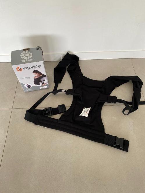 Draagzak - Ergobaby Embrace zwart, Kinderen en Baby's, Babydragers en Draagdoeken, Gebruikt, Draagzak, Buik, Overige merken, Ophalen