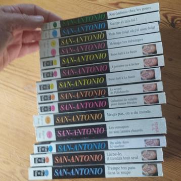 Lot de 13 romans San Antonio beschikbaar voor biedingen