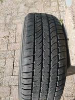 Band Bridgestone 195/60R15 88V - Potenza RE88 - 07725, Ophalen, Gereviseerd