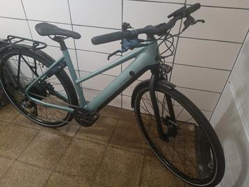 electrische fiets amper 14 km gereden nieuwprijs 1499€ beschikbaar voor biedingen